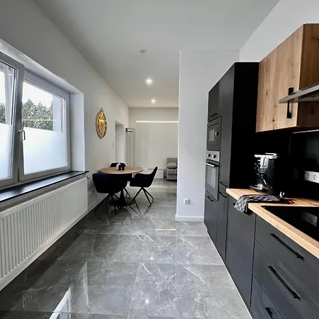 Daire Werre Mit Smart-tv - Stilvol, Zentral & Gemuetlich